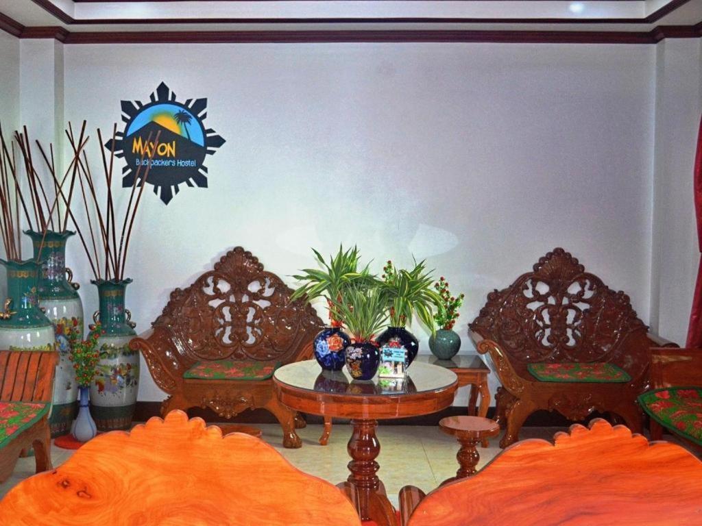 Mayon Backpackers Hostel Legazpi Exterior foto