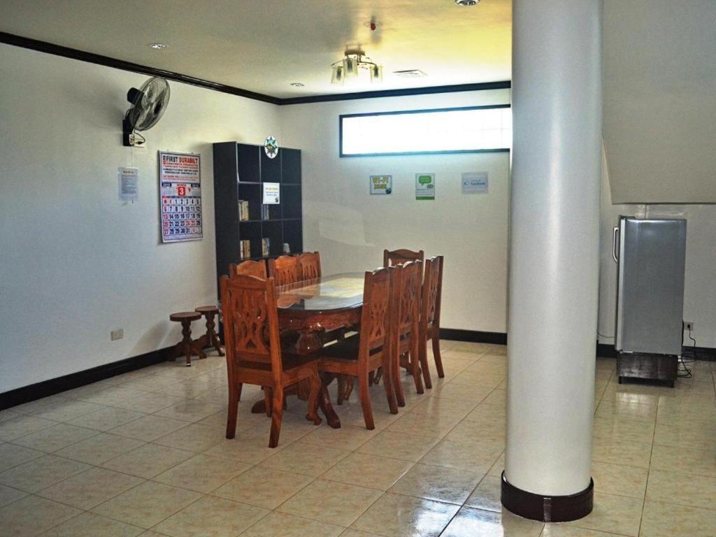 Mayon Backpackers Hostel Legazpi Exterior foto