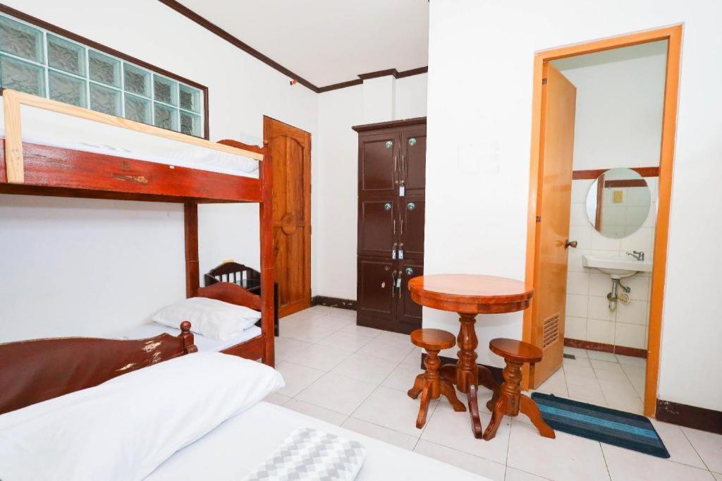Mayon Backpackers Hostel Legazpi Exterior foto