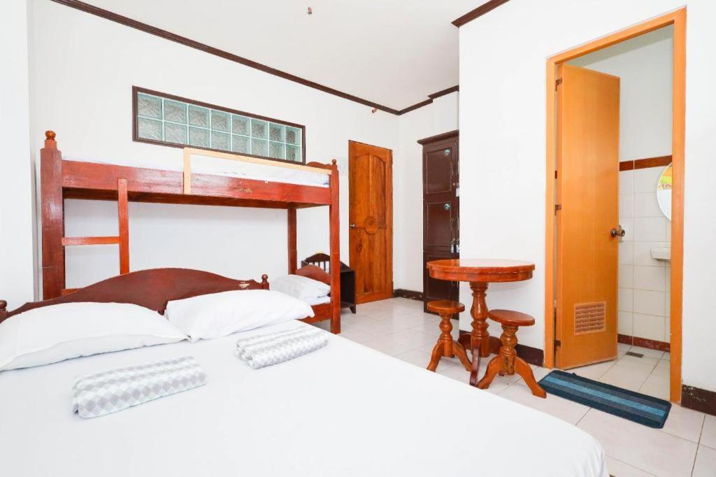 Mayon Backpackers Hostel Legazpi Exterior foto