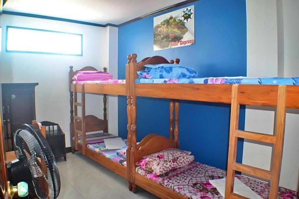 Mayon Backpackers Hostel Legazpi Exterior foto