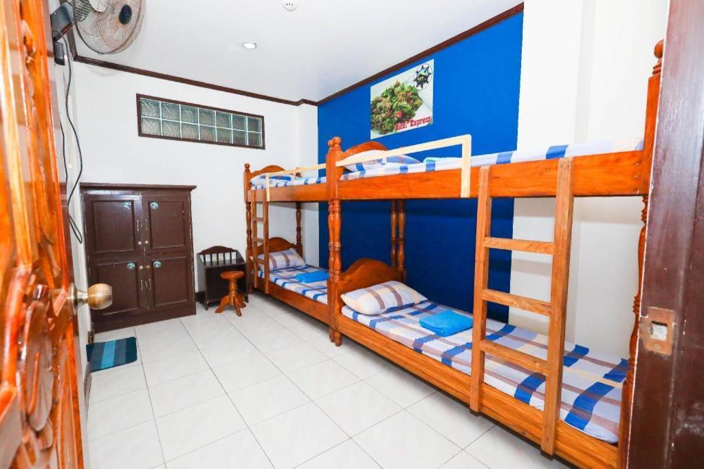 Mayon Backpackers Hostel Legazpi Exterior foto