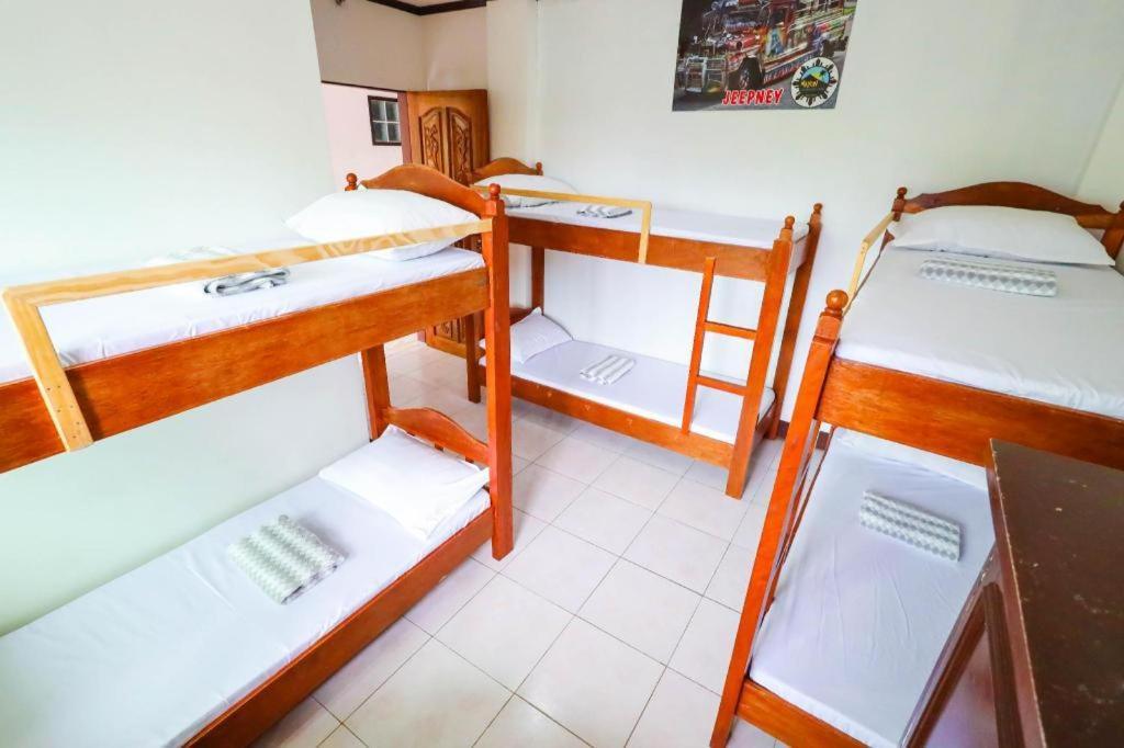 Mayon Backpackers Hostel Legazpi Exterior foto