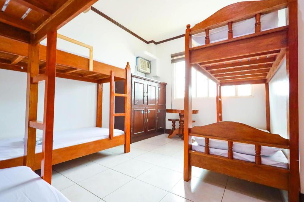 Mayon Backpackers Hostel Legazpi Exterior foto